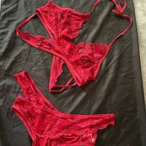 2 Piece Burgundy Lace Set